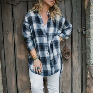 CJLA | Lennon Plaid Oversized Long Tunic Top, Womens Small